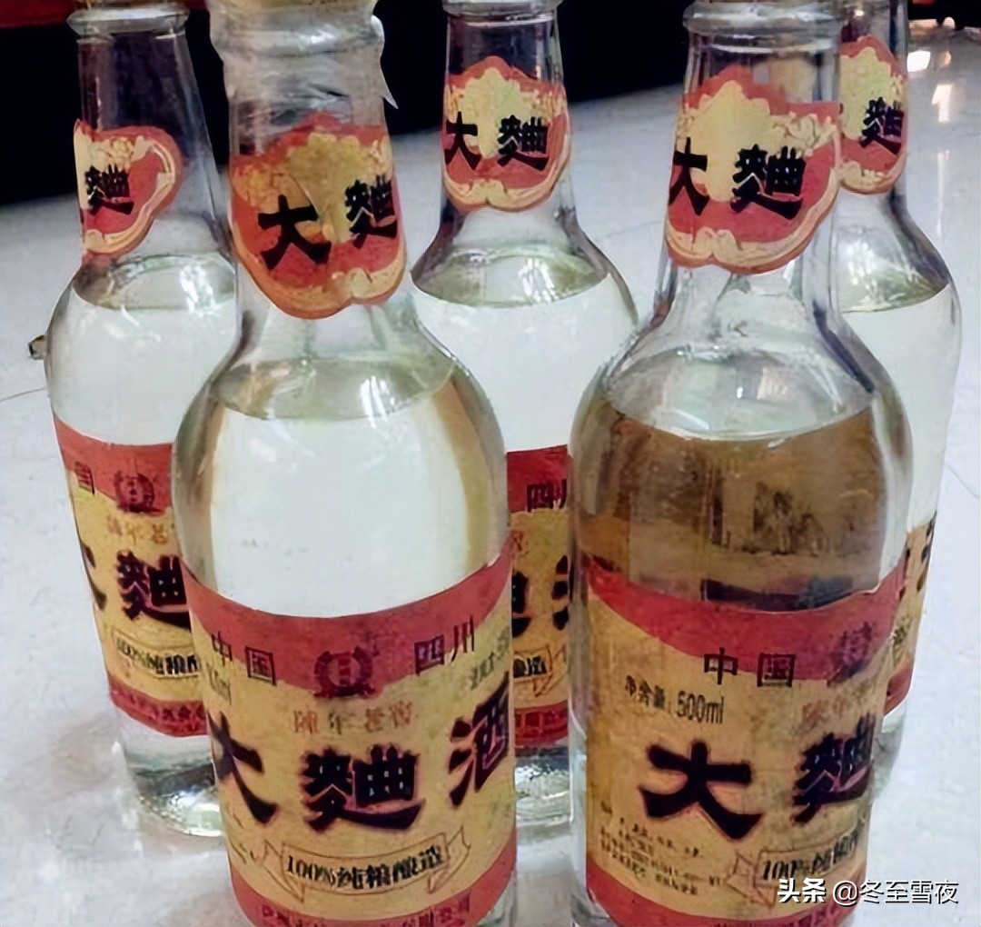 内行人抢着喝的4款良心白酒,最坑人的白酒是哪种