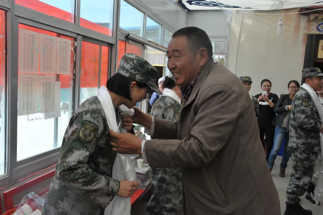 云南女孩黄爽：我的青春有七彩