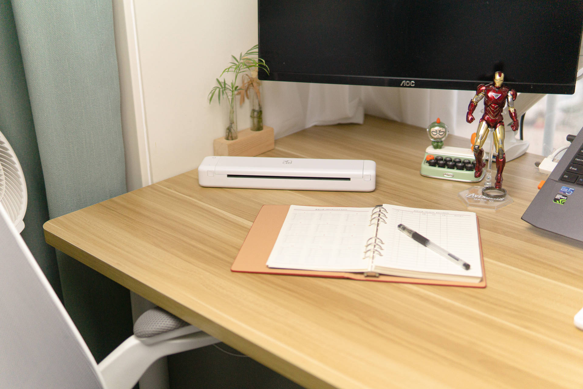 如何使用无墨迷你小型打印机,无需墨盒油纸就能打印的打印机