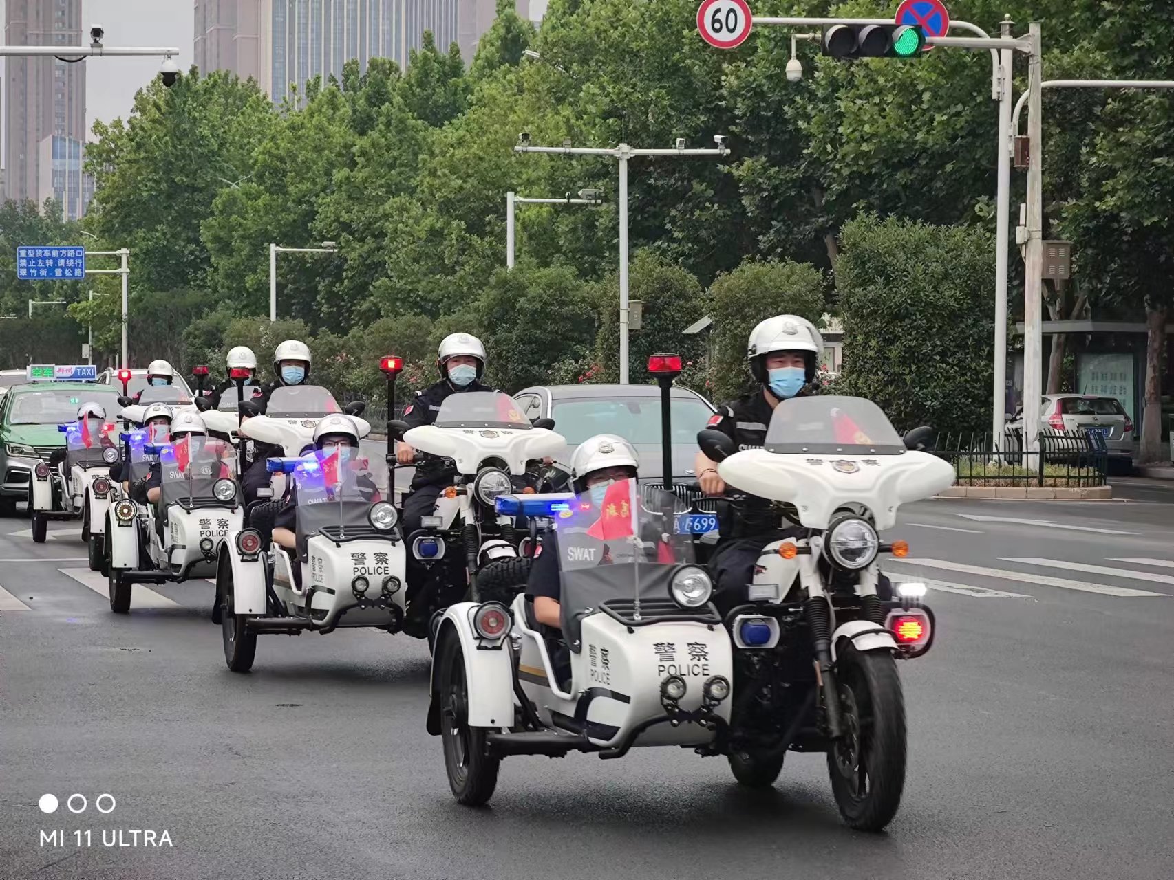 郑州公安开展夜间巡逻防控工作,河南公安开展夜间巡逻防控工作