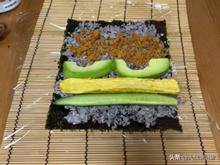 韩剧紫菜饭卷,韩剧紫菜加泡面