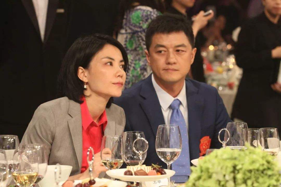 “负债侠”为去“老赖”污名，去和前妻们求援吗？