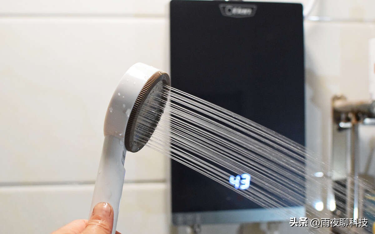 奥特朗otlanf14h-y70a即热式电热水器,奥特朗otlanf16h-z70a即热式电热水器