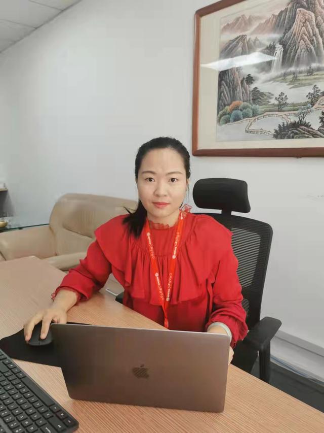 我的入党故事不忘初心跟党走,我的入党故事1500字普通职工篇