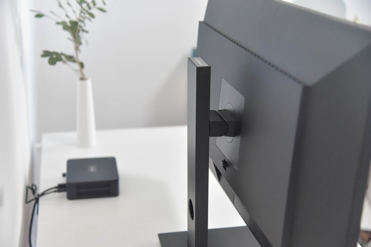 1080P换4K，27寸显示器看上INNOCN27C1U，专业色彩选对了