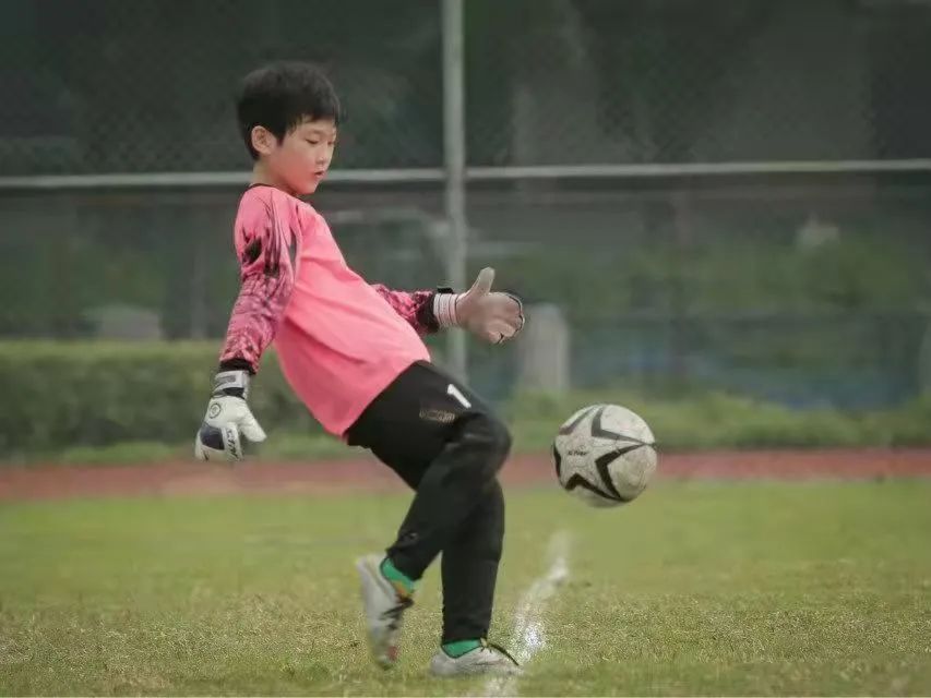 广东省青少年足球守门员,足球王嘉诚守门员