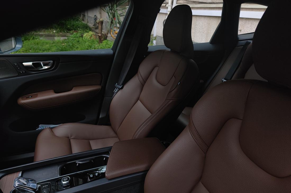 沃尔沃v60旅行车和xc60,新款沃尔沃xc60用车体验