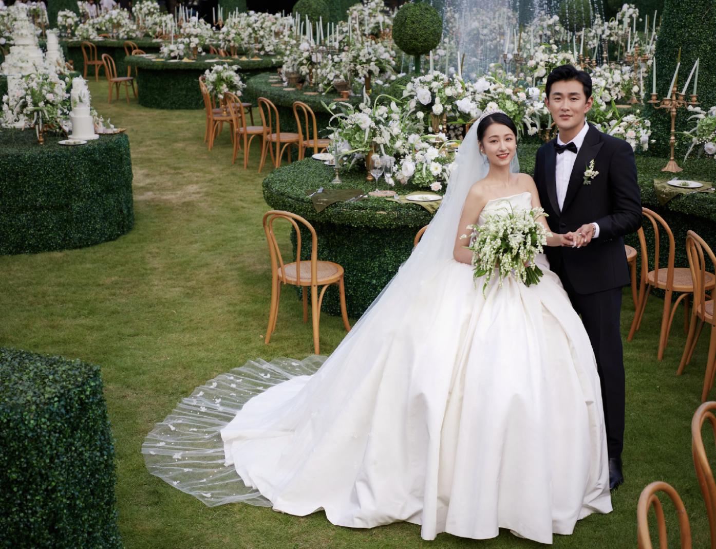 娱乐圈十大甜蜜婚礼亲吻,娱乐圈十对明星夫妻婚礼