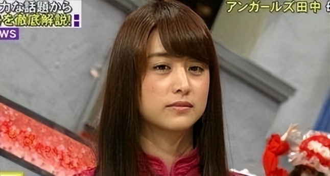 45岁的娃娃脸显老还是显年轻,娃娃脸为什么显年轻