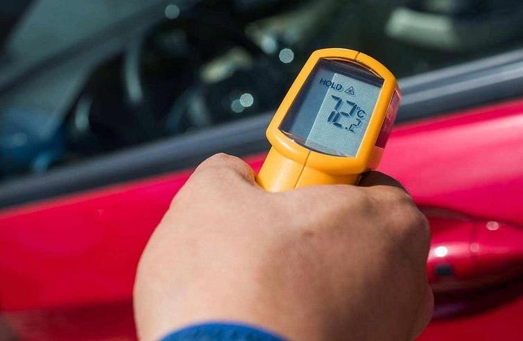 电动车电池鼓包发热会着火吗,电动车电池鼓包怎么降温