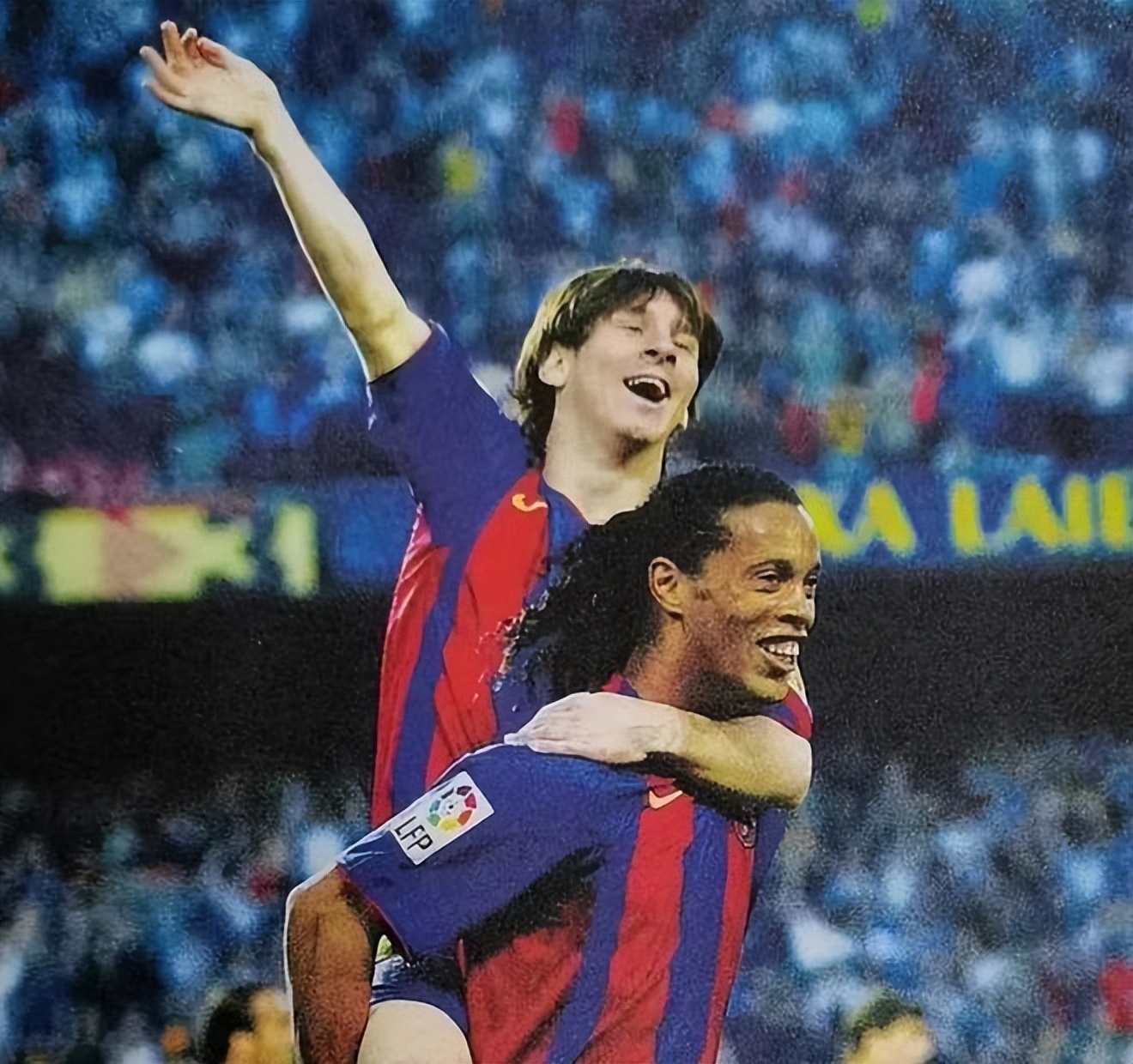 世界足坛十大巨星罗纳尔迪尼奥,足球罗纳尔迪尼奥和梅西谁最强