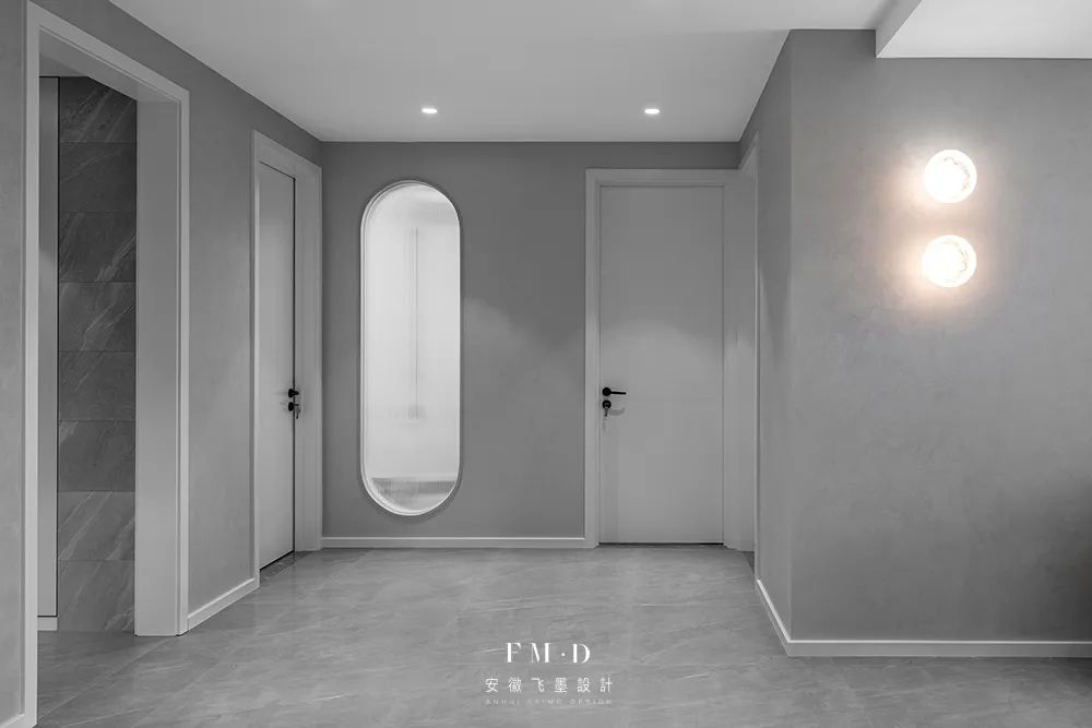 贴了内嵌踢脚线后悔了,踢脚线千万别选白色