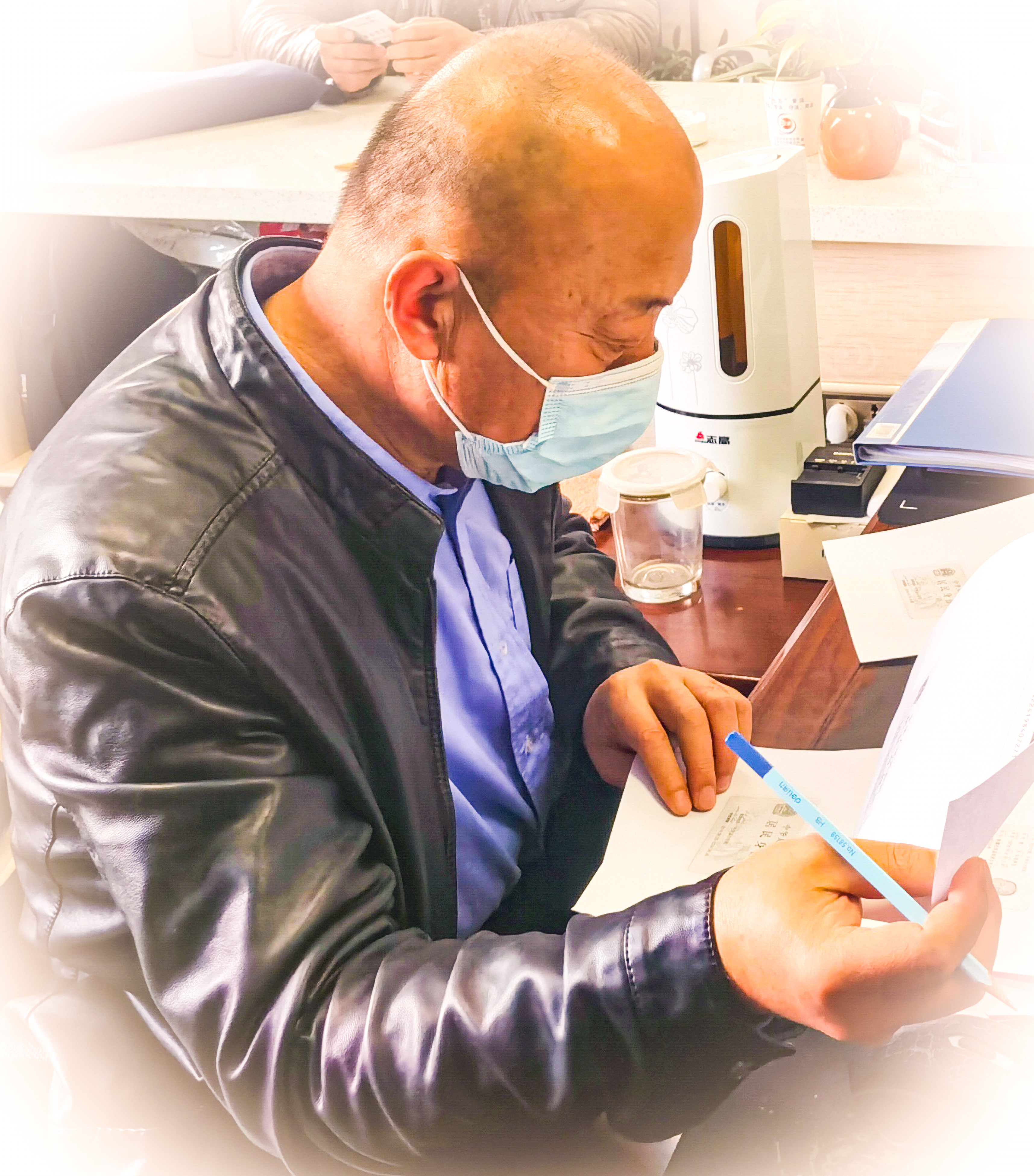 “坐诊”老平房解开“千千结”老兵28年兼职调解纠纷600余起