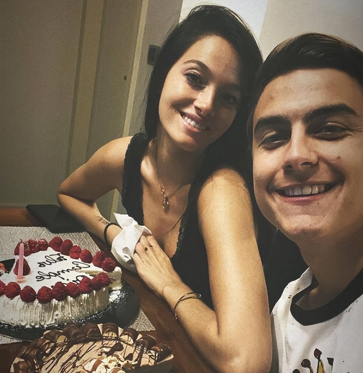 国家队太太团颜值排名,2018世界杯太太团惊艳全场