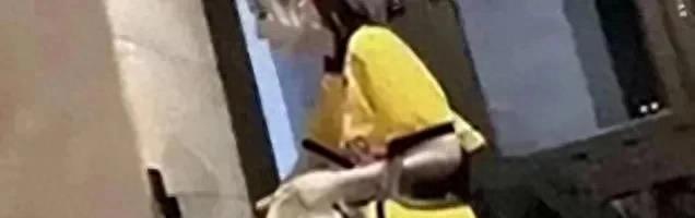 又一新“卖淫”模式出现，网友大呼：这样还能玩吗？