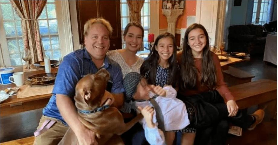 美国普通家庭有几个孩子,美国自己在家教孩子不上学可以吗