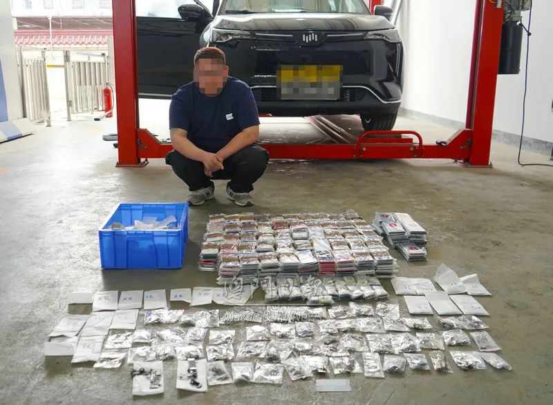 警查持刀男，捣工厦水货仓