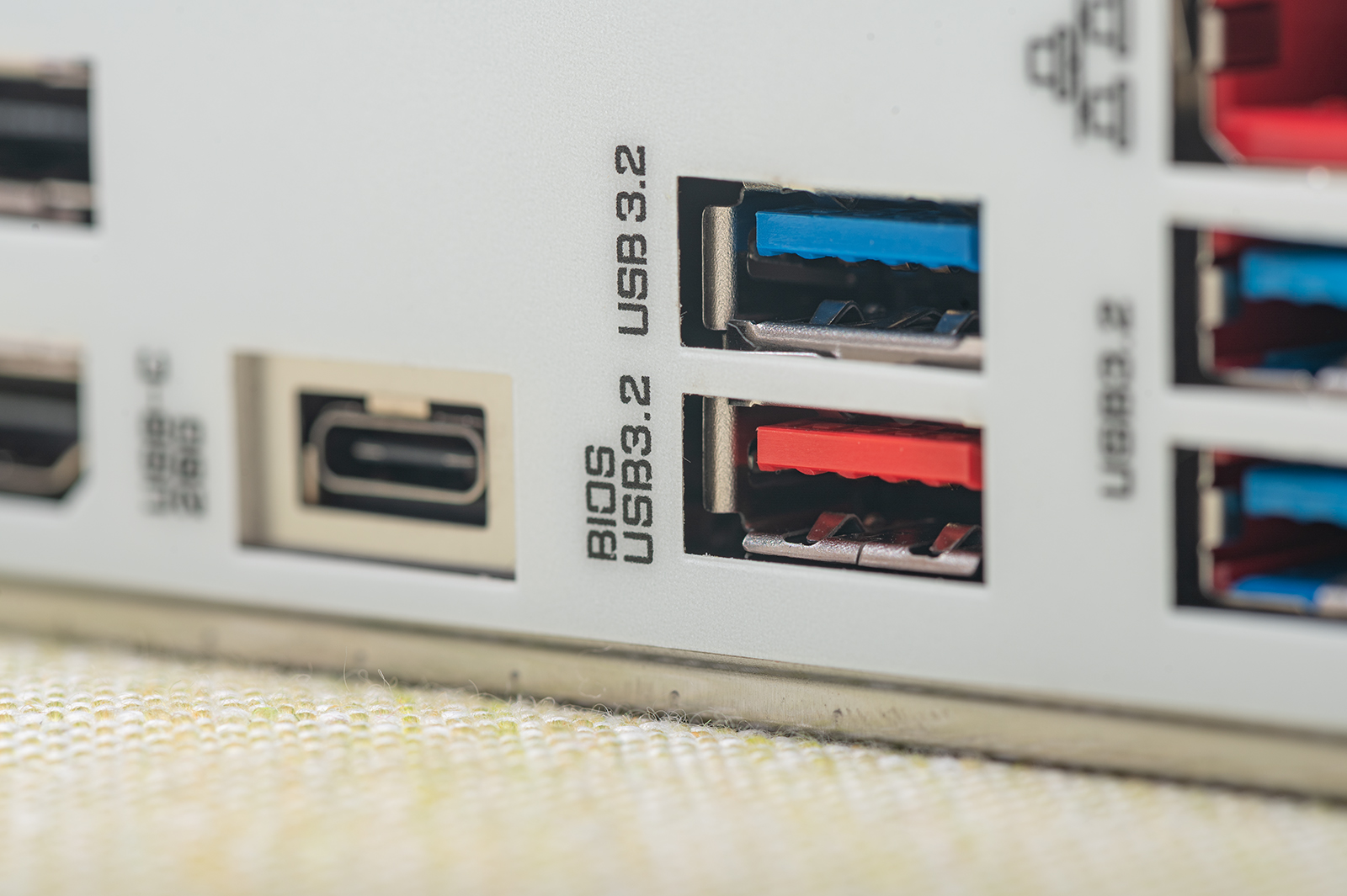 13代酷睿i5处理器能打csgo吗,13代和十二代酷睿i5核显游戏测评