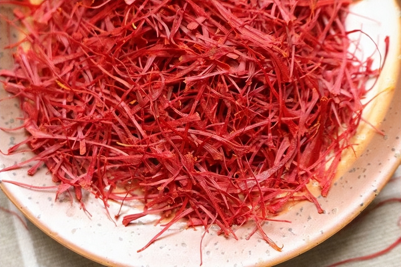 中国藏红花怎么那么便宜,进口的藏红花多少钱一斤