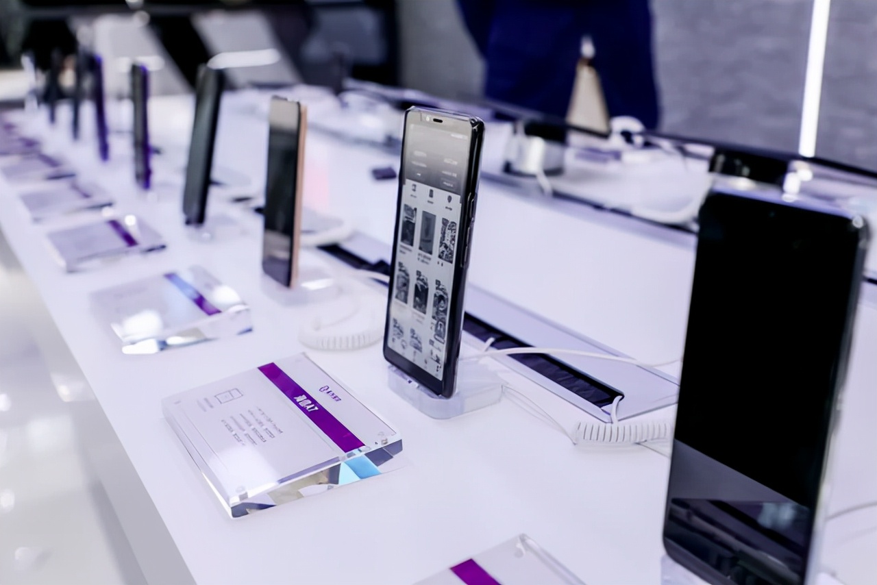 手机芯片哪家强高通包揽前2名,高通仍是世界最大手机芯片厂商