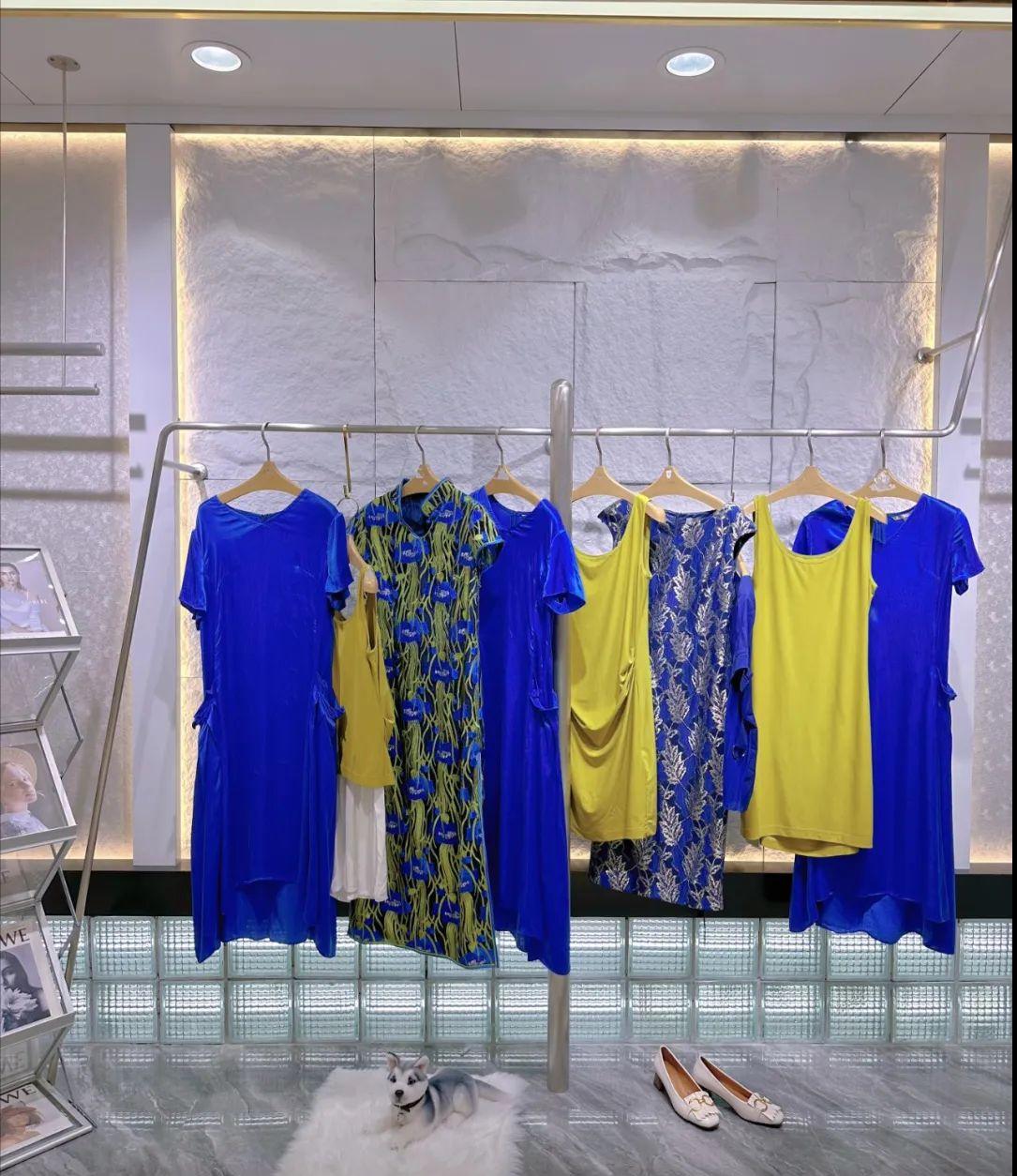 Maixia·露玛莉先2023夏品牌折扣女装桑蚕丝连衣裙上衣T恤裤裙穿搭