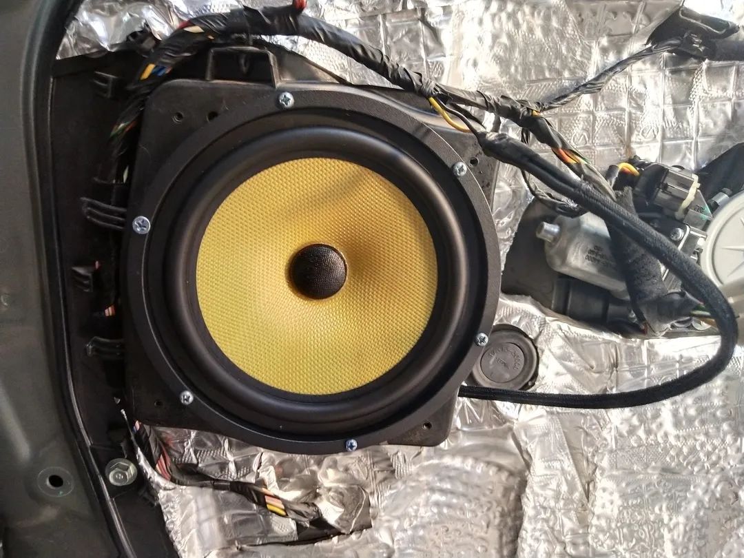 起亚佳乐原装音响效果怎么样,08年起亚新佳乐喇叭改装