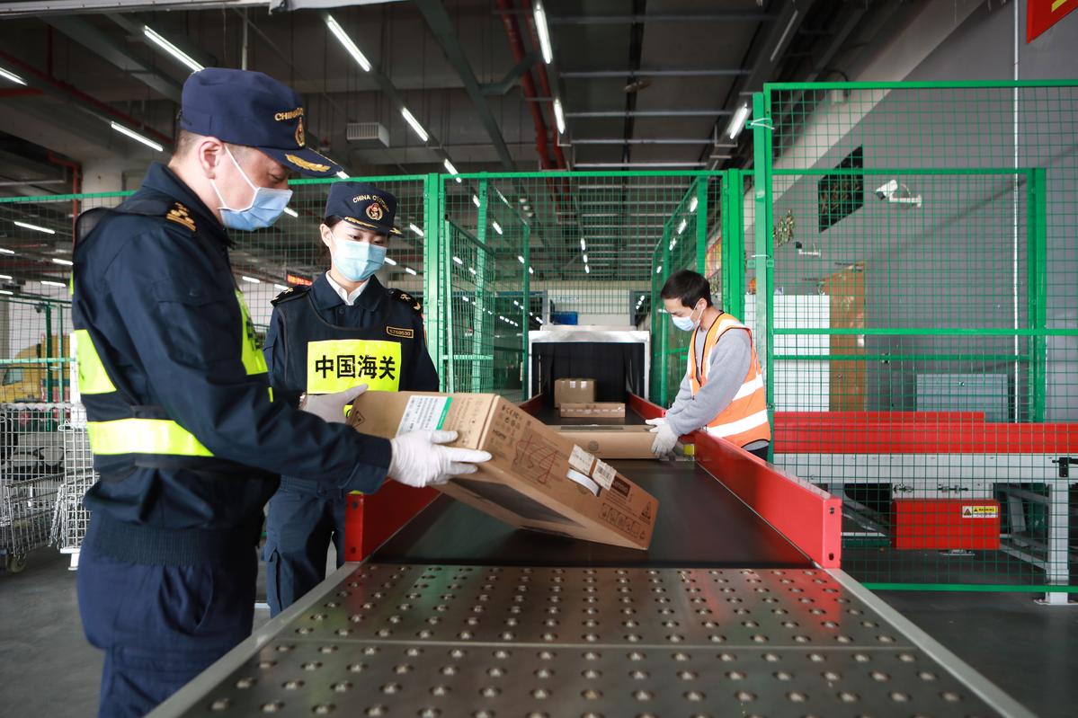 美国对中国出口持续增加，中国买了人家什么东西？答案揭晓