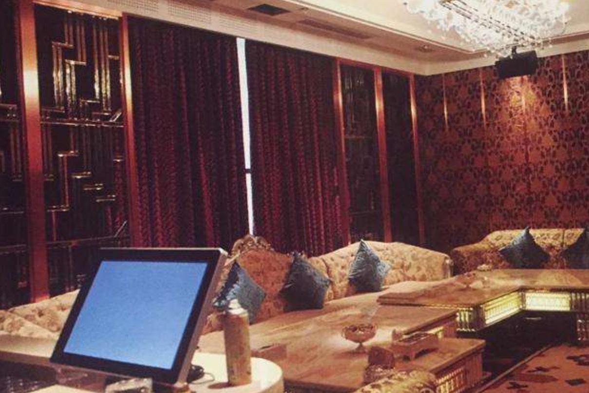 郑州市皇家一号覆灭记,郑州皇家一号覆灭完整版