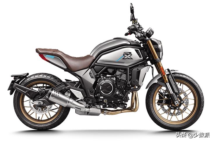 新手学驾驶三轮摩托车的具体步骤,想入坑摩托车的新手该从哪里开始