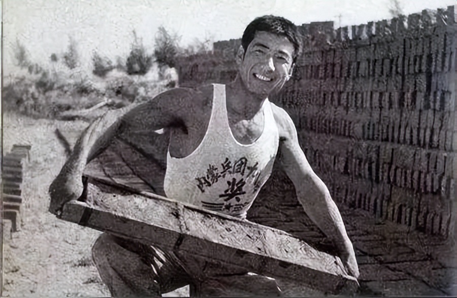 七十二行在归绥（六十一）—脱坯、脱炕板子、盘炕