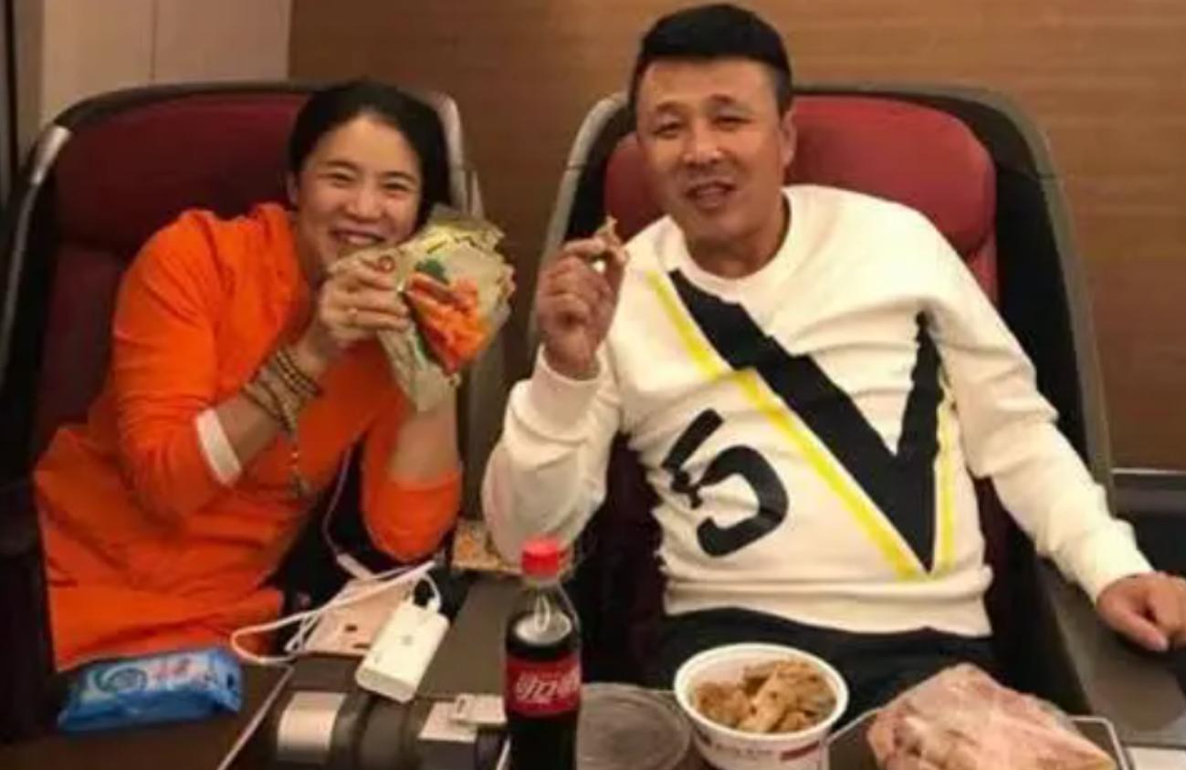 世界冠军王楠患癌后丈夫不离不弃,王楠嫁富豪