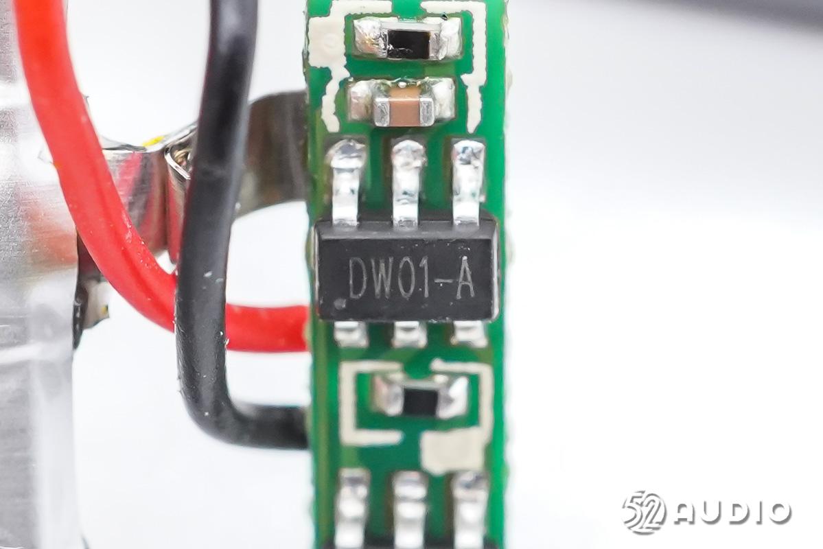 拆解beats耳机头戴式,仿品beatssolo3拆机