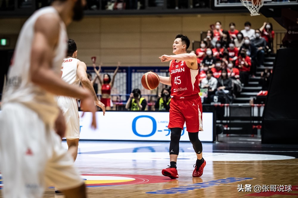 伊朗队哈达迪,哈达迪挨揍