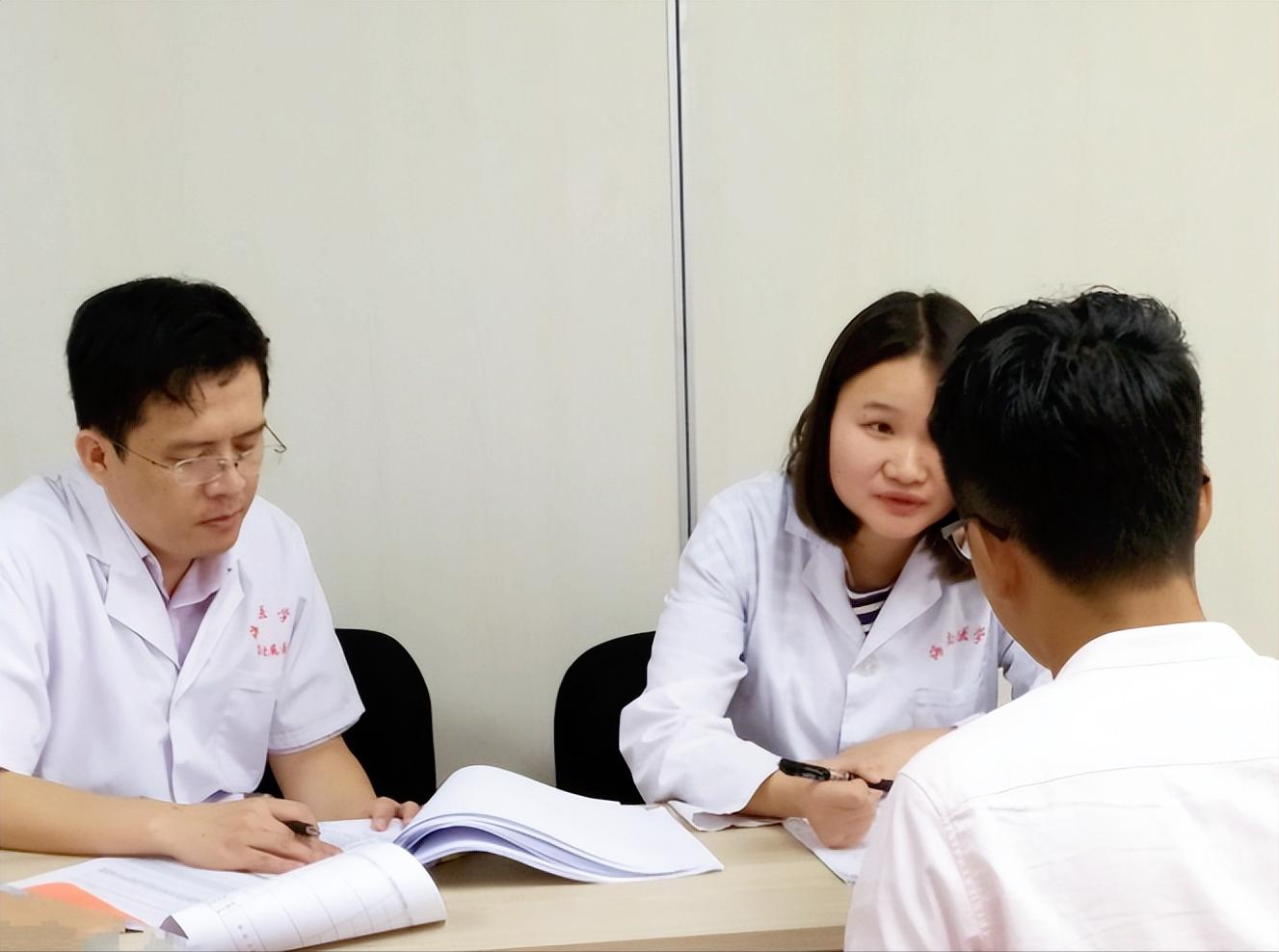 三甲医院招聘是否真的公平,三甲医院招聘遇冷