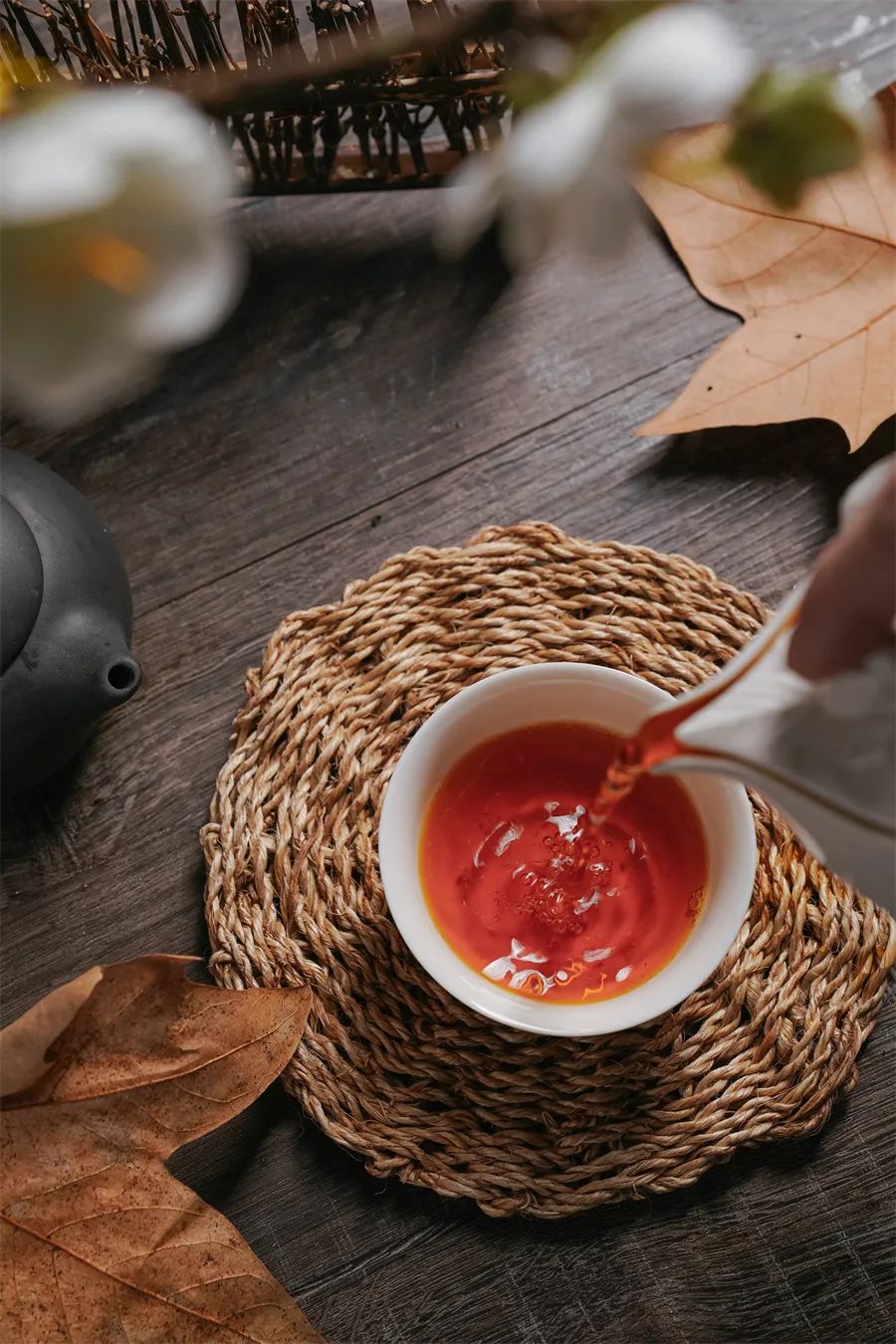 春茶买紧压茶还是散茶,如何判断春茶夏茶的区别