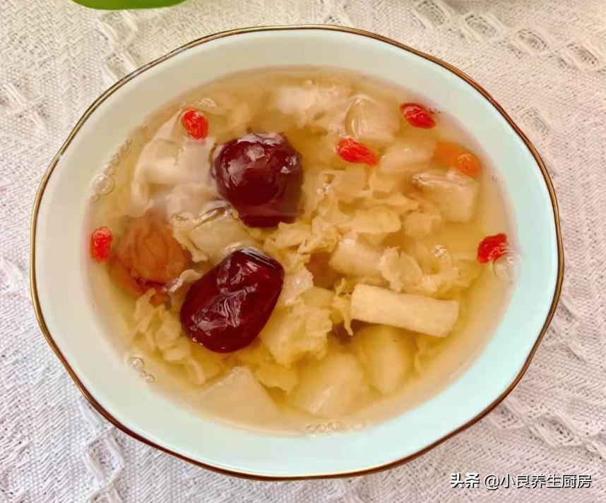 秋冬季天气干燥牢记这款汤,冬天喝什么汤好降火润肺止咳