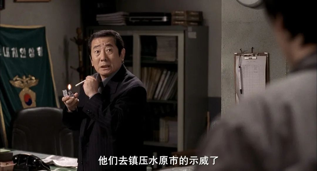 内娱悬疑天花板，口碑滑铁卢冯小刚都救不了，这次回归竟成黑马？