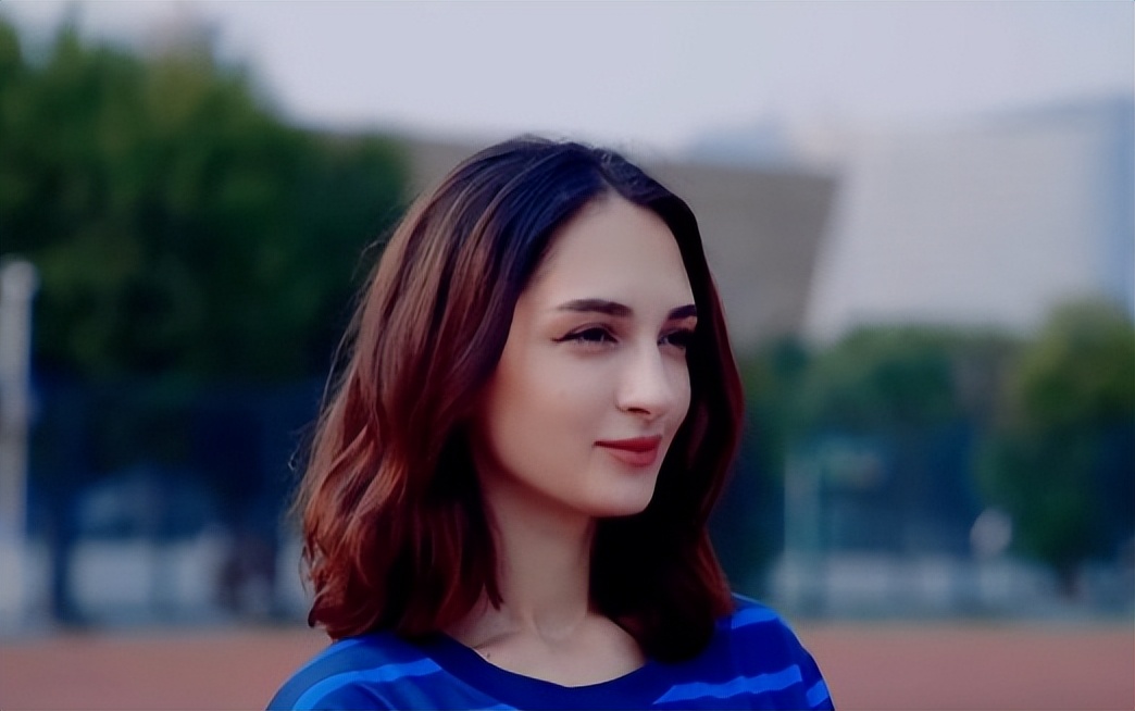 中国60岁大叔娶乌克兰美女,天津小伙娶了两个俄罗斯姑娘