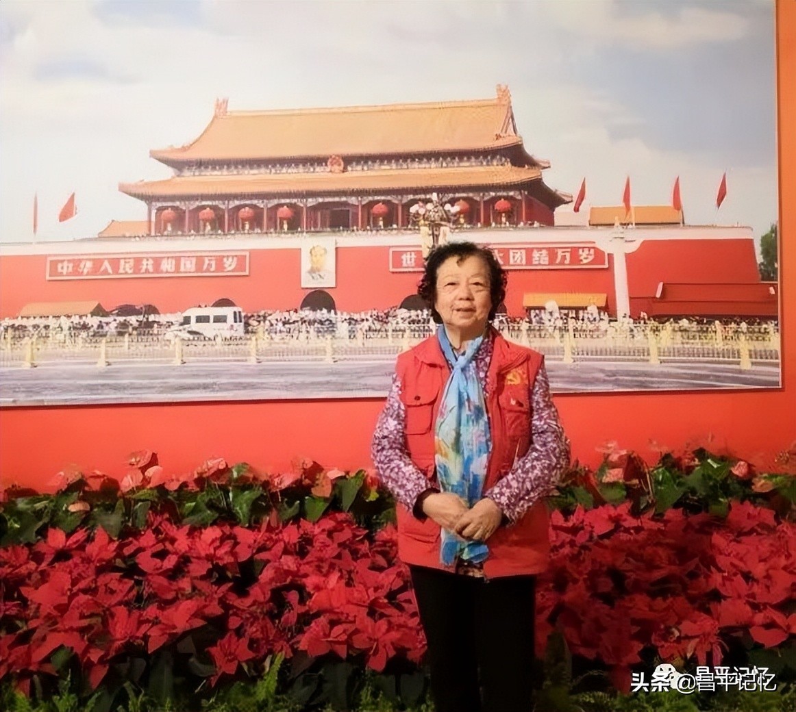 董燕老师忆南口采石厂黑皮火车扫煤忙石碴石硝石粉效益好