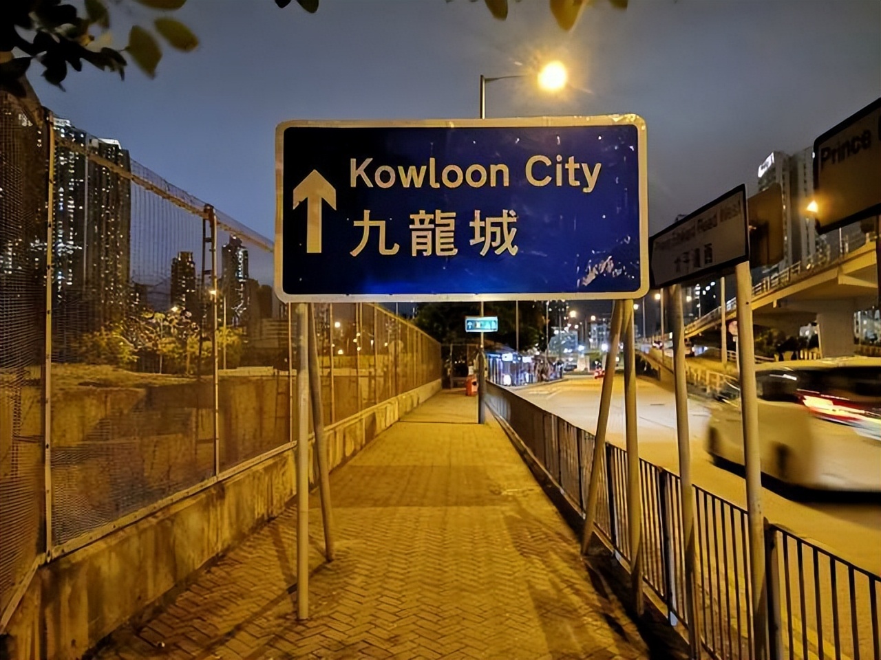 普通人怎样去香港打工赚钱,香港月入3万很多年轻人去打工