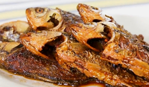 它是鱼肉的克星,炖鱼肉时放一勺,鱼肉不腥不柴,没牙老人都能吃