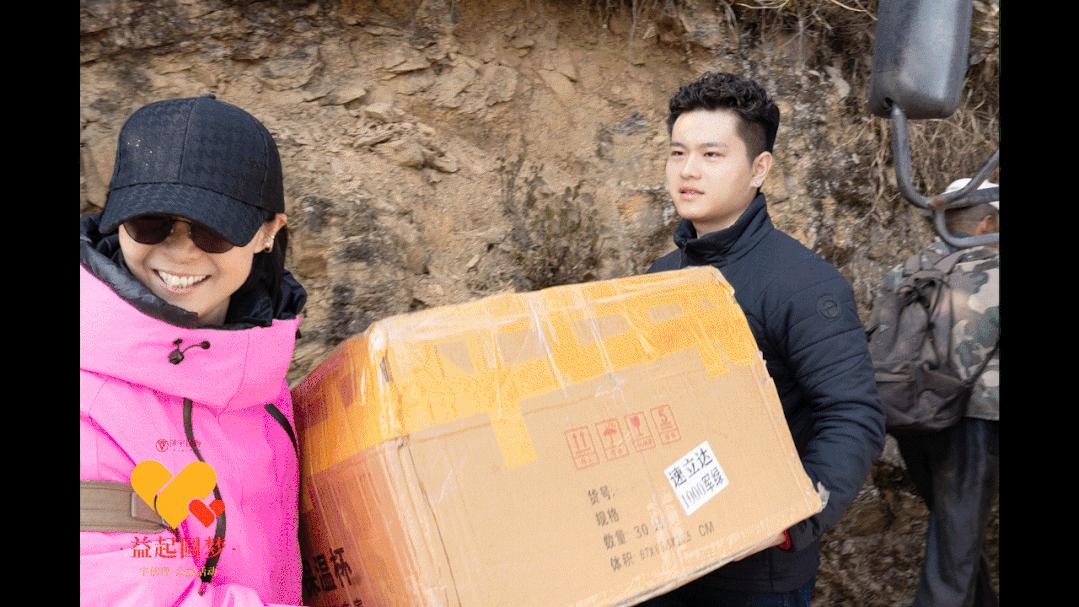 公益善行让爱心涌动全城,弘扬公益善举传递爱心力量