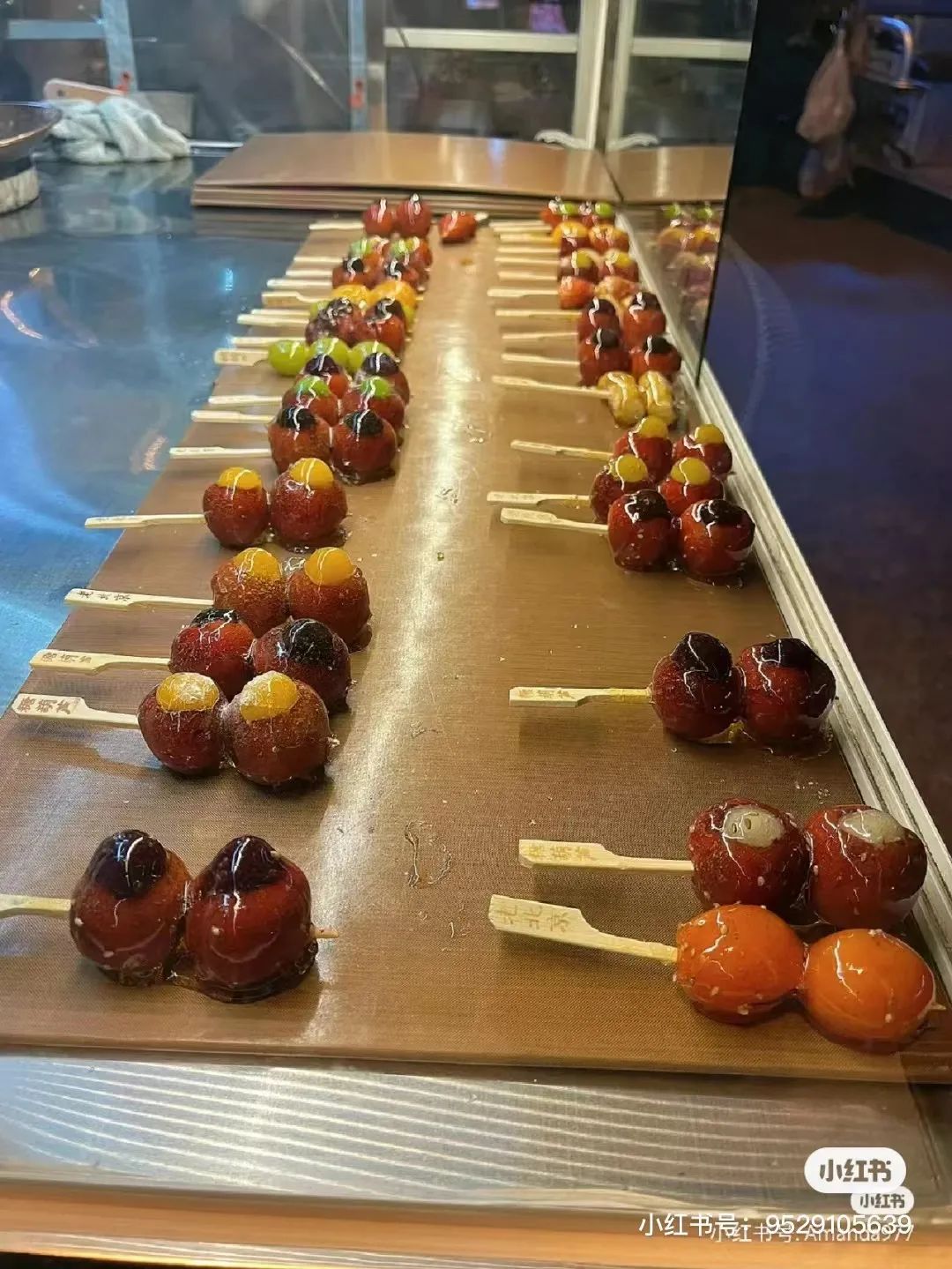 天津万新村天山夜市，这下彻底被刷屏了！