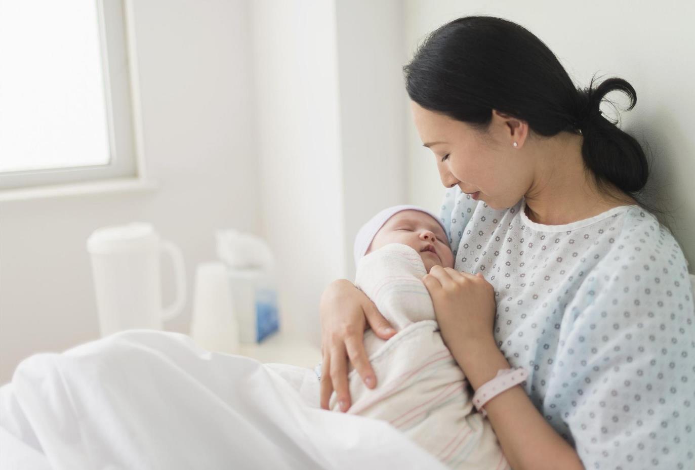 照顾新生儿宝宝有什么好方法,照顾三个月宝宝一天流程