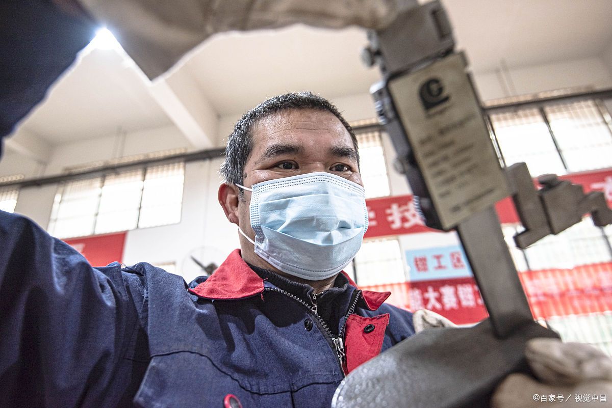 蓝翔技校在中国的地位,蓝翔技校为何会跌落神坛