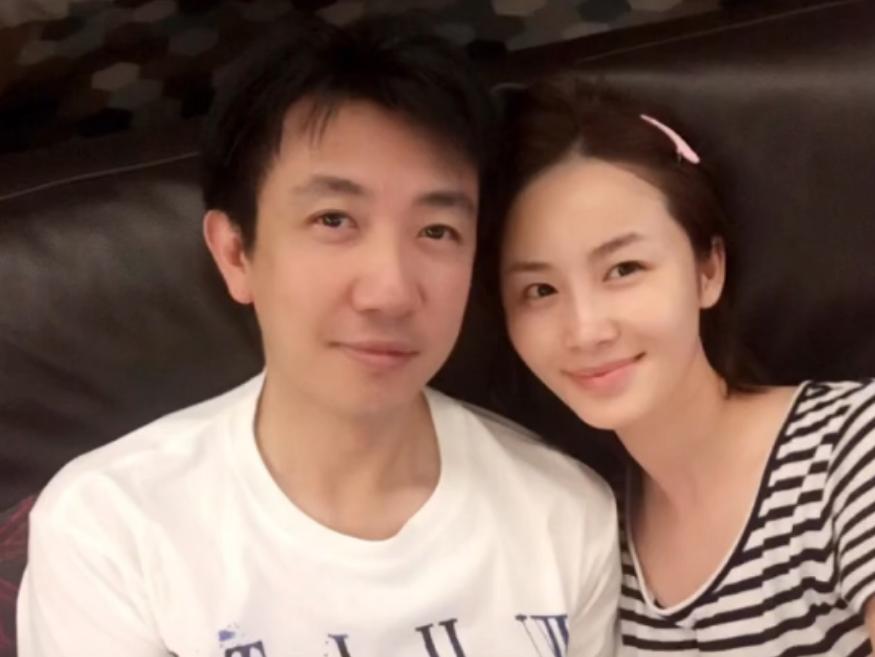 鄢颇梅婷李小冉,李小冉前男友鄢颇和梅婷的关系