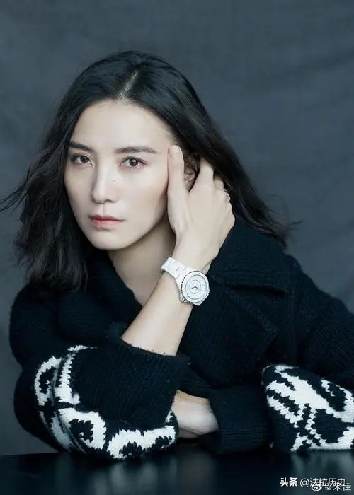 宋佳三段感情生活,41岁宋佳与大7岁绯闻男友