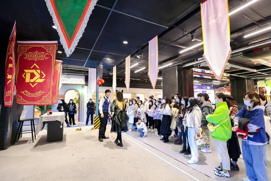 “卷死”传统mall，这9个脑洞大开的“非标商业”爆出圈