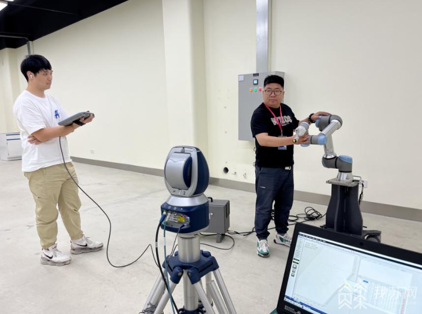 勇挑重担敢为先90后跨专业博士为工业机器人“号脉开方”丨江苏最美人物