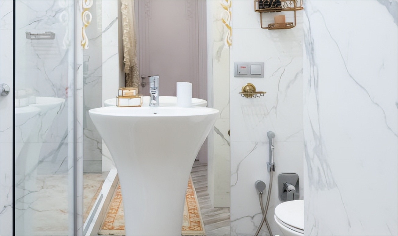 卫生间防水漏水和水管漏水的区别,卫生间漏水怎么找漏水点